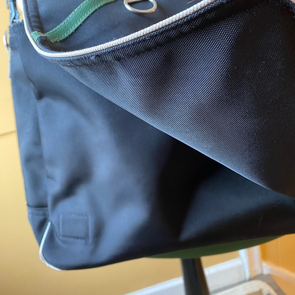Vintage Lacoste messenger / laptop bag - Picture 3 of 11